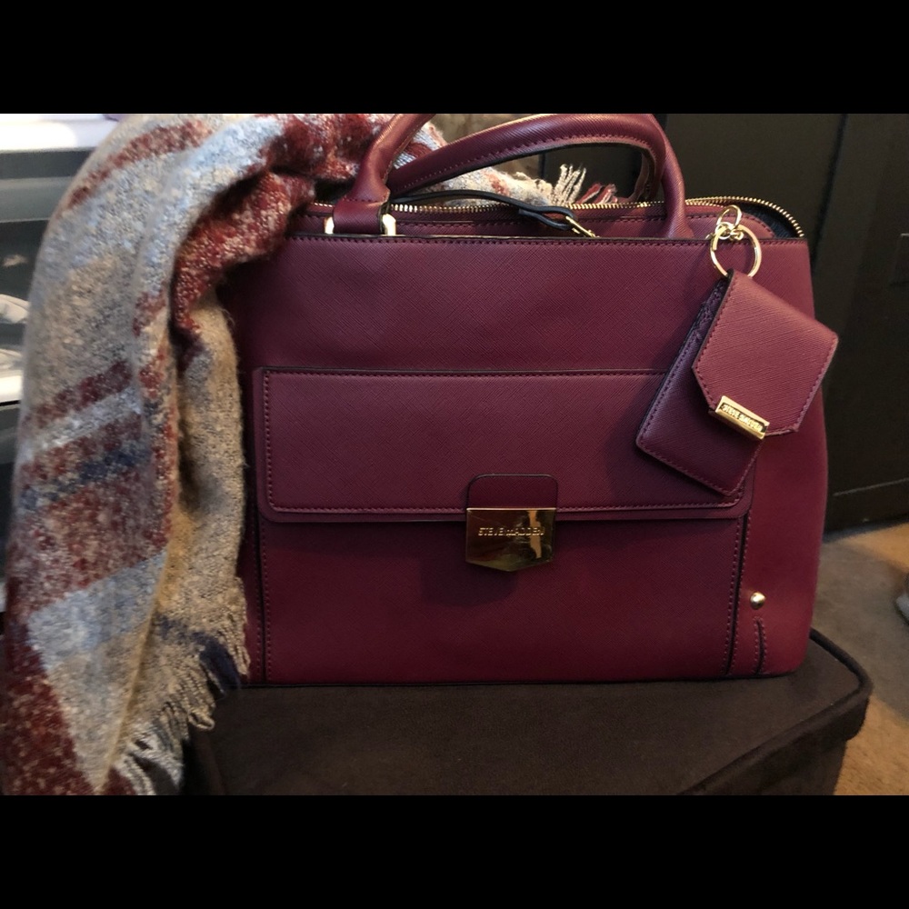 Large Steve Madden Burgundy Bag
